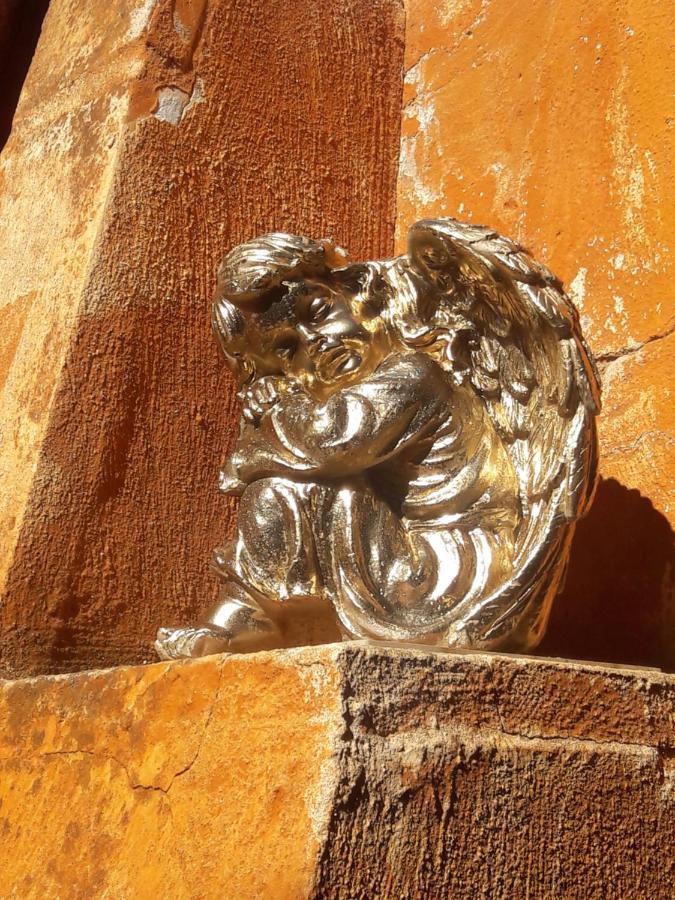 Maison De Charme Avec Cour, Proche Rue Des Teinturiers Avinyon Dış mekan fotoğraf