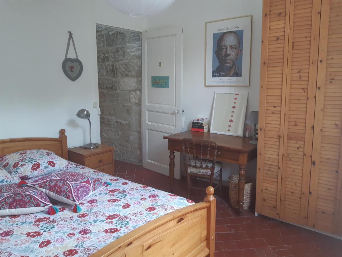Maison De Charme Avec Cour, Proche Rue Des Teinturiers Avinyon Dış mekan fotoğraf