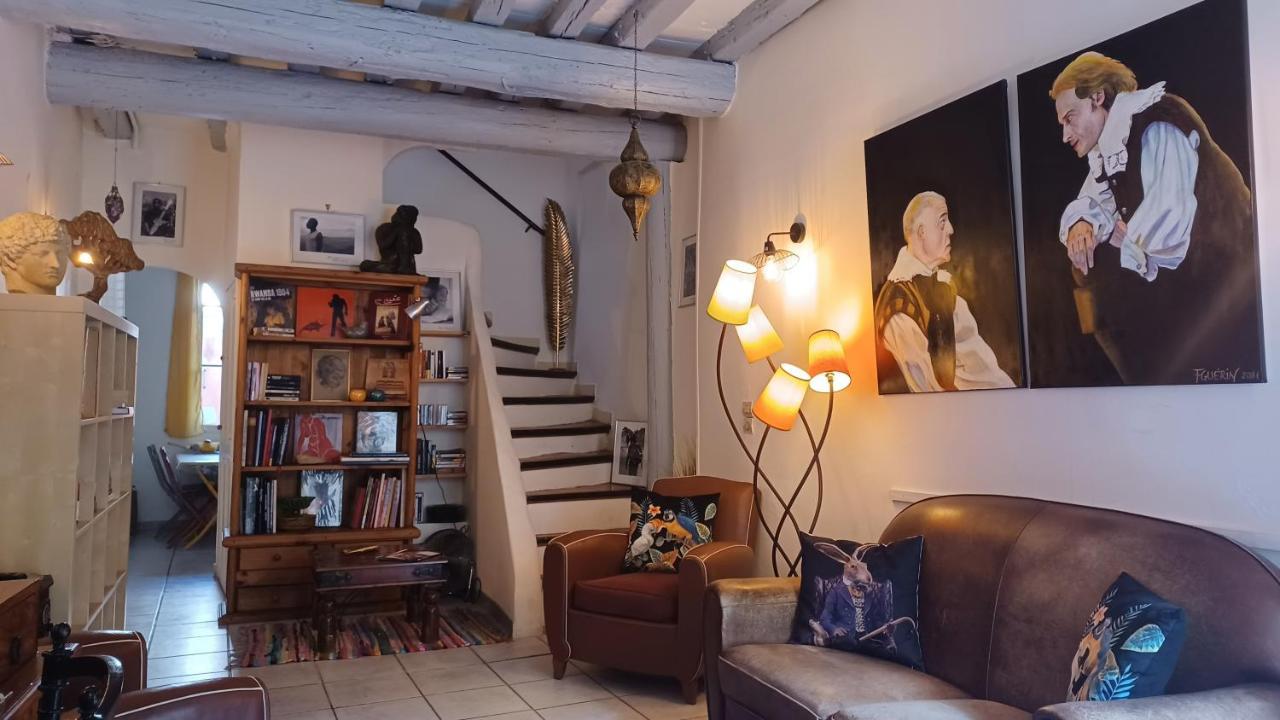 Maison De Charme Avec Cour, Proche Rue Des Teinturiers Avinyon Dış mekan fotoğraf