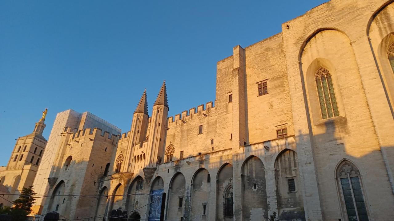 Maison De Charme Avec Cour, Proche Rue Des Teinturiers Avinyon Dış mekan fotoğraf