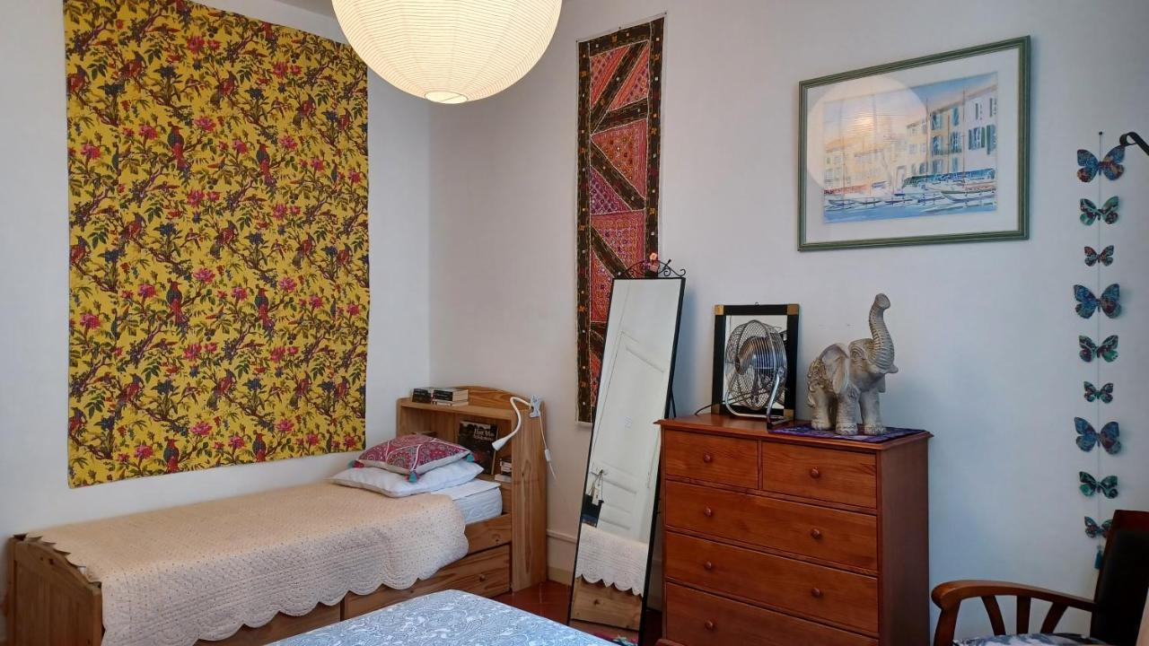 Maison De Charme Avec Cour, Proche Rue Des Teinturiers Avinyon Dış mekan fotoğraf